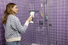 KARCHER WV 1 PLUS CAM TEMİZLEME MAKİNESİ