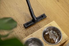 KARCHER SE 4 HALI VE KOLTUK YIKAMA MAKİNESİ